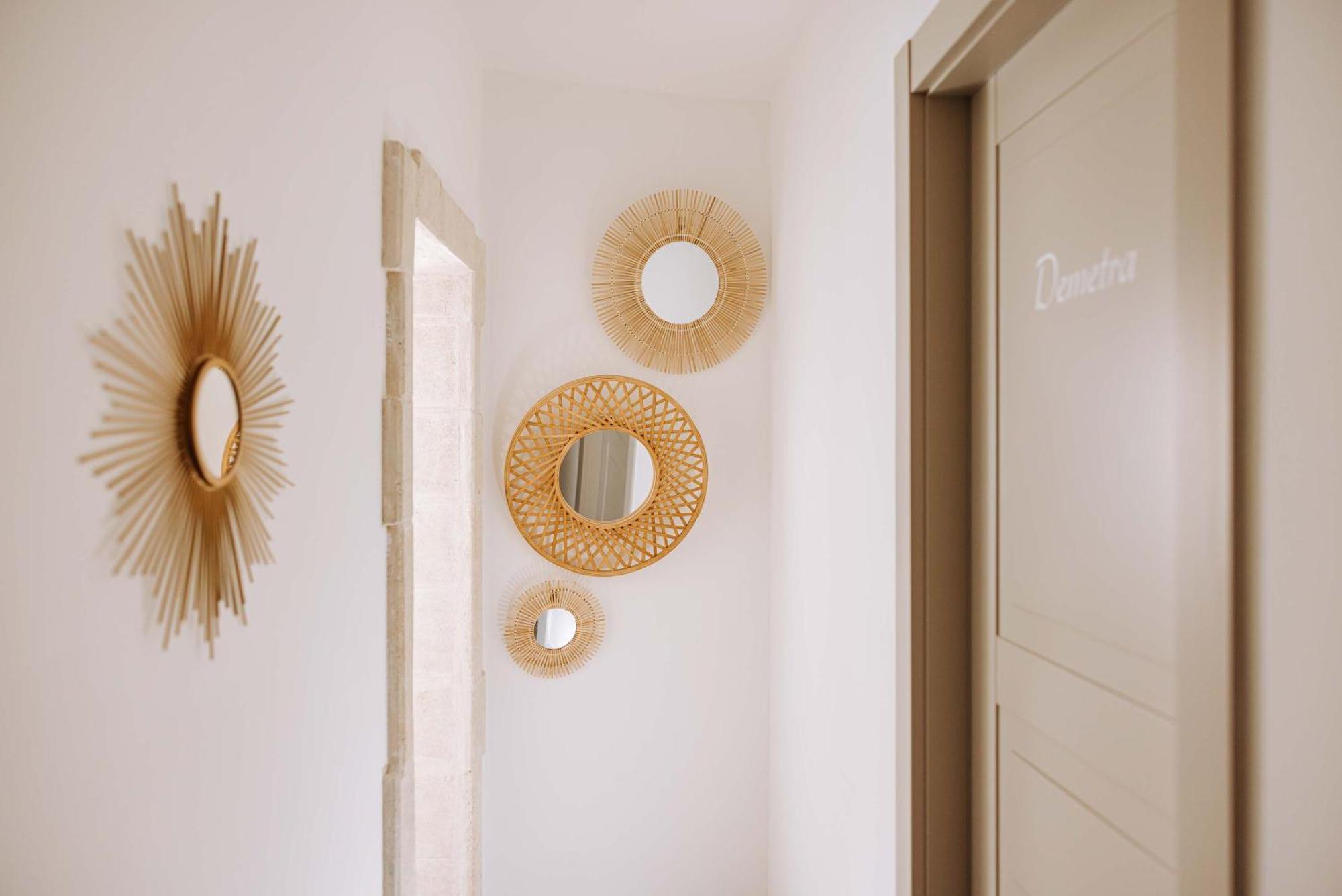 Dirium - Exclusive Rooms โมโนโปลี ภายนอก รูปภาพ