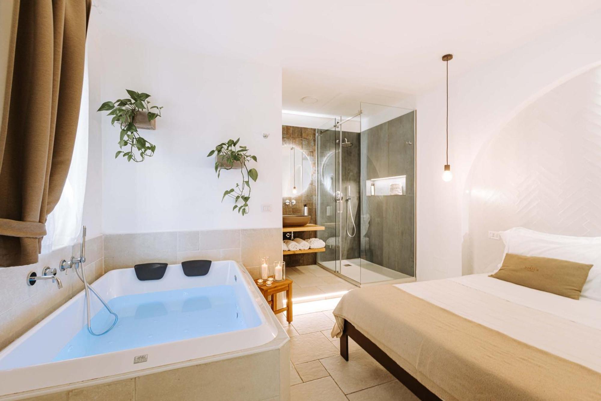 Dirium - Exclusive Rooms โมโนโปลี ภายนอก รูปภาพ