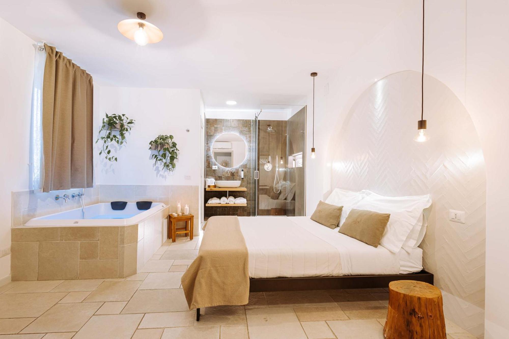 Dirium - Exclusive Rooms โมโนโปลี ภายนอก รูปภาพ