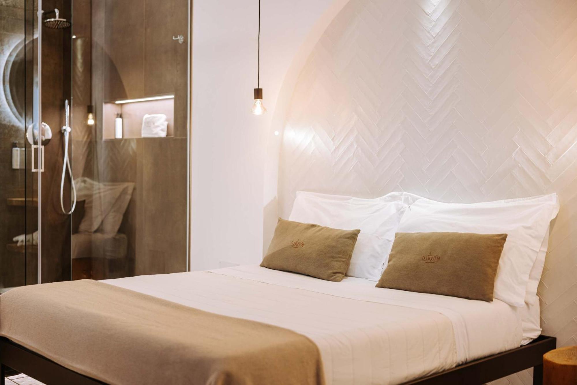 Dirium - Exclusive Rooms โมโนโปลี ภายนอก รูปภาพ
